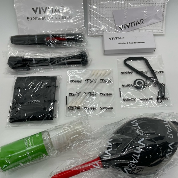 Vivitar Clean It, Deluxe Photo Kit - Picture 3 of 3